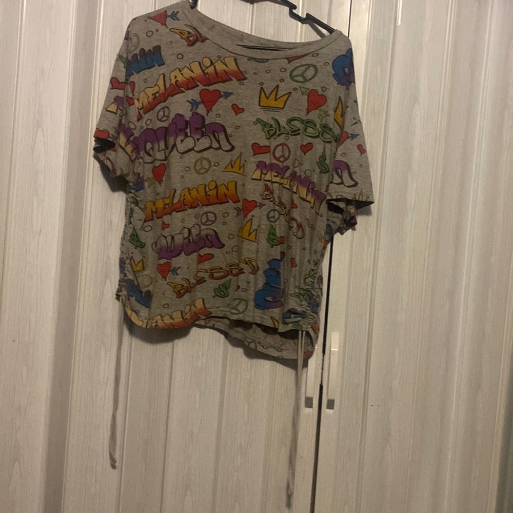Street style T-shirt crop top
